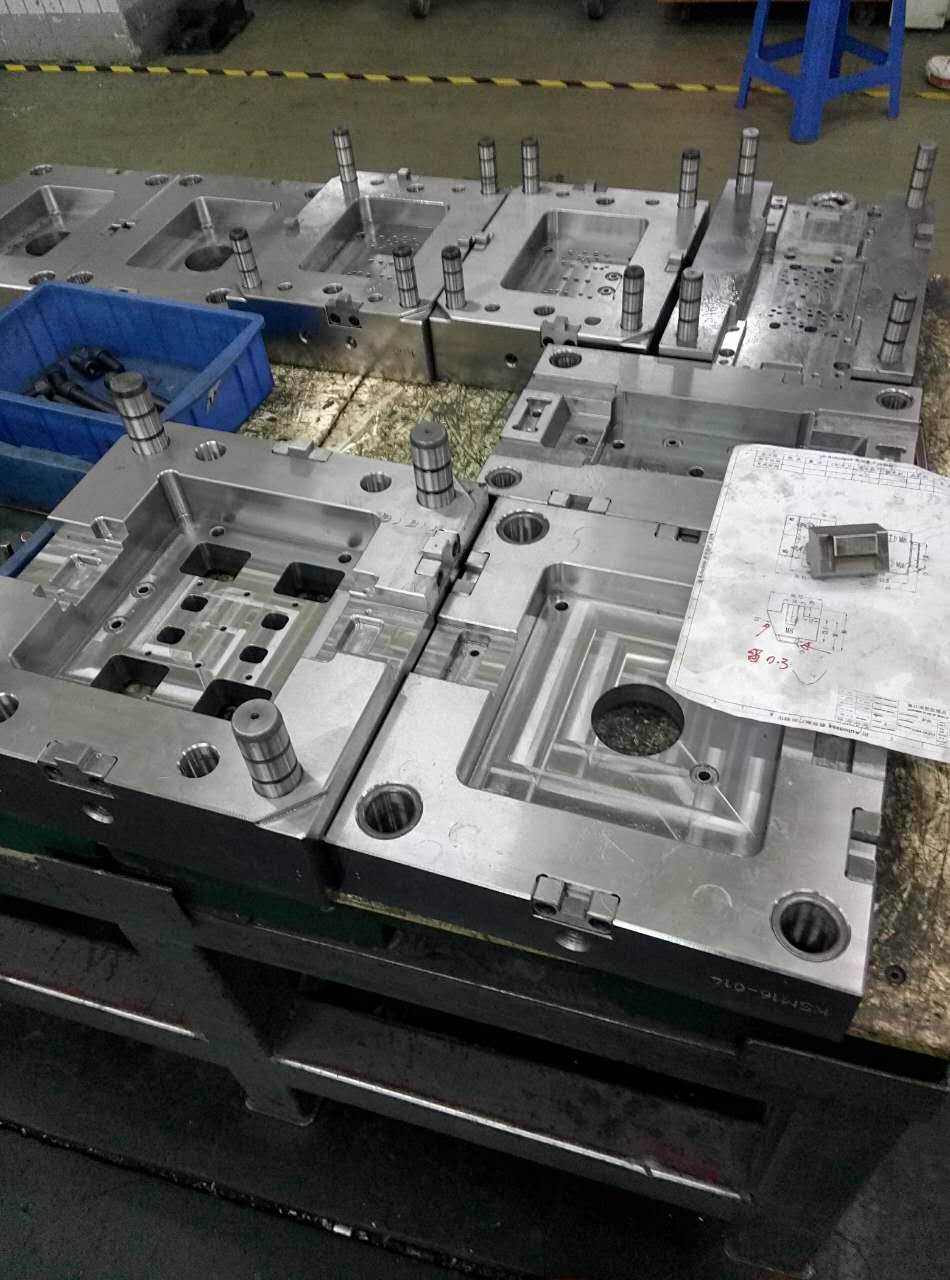 雙色產(chǎn)品注塑