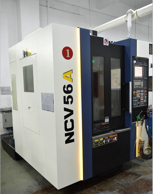 雙色模具加工中心